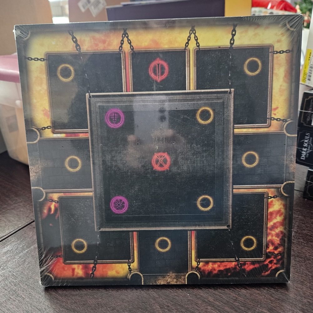 Dark Souls:The Board Game - Darkroot Basin and Iron Keep Tile Set - Picture 3 of 3